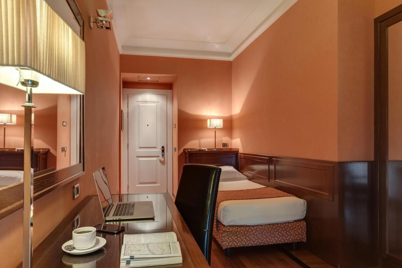 Grand Hotel Adriatico Florence Luaran gambar