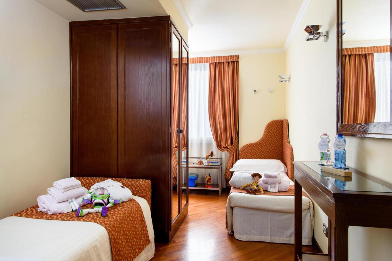 Grand Hotel Adriatico Florence Luaran gambar