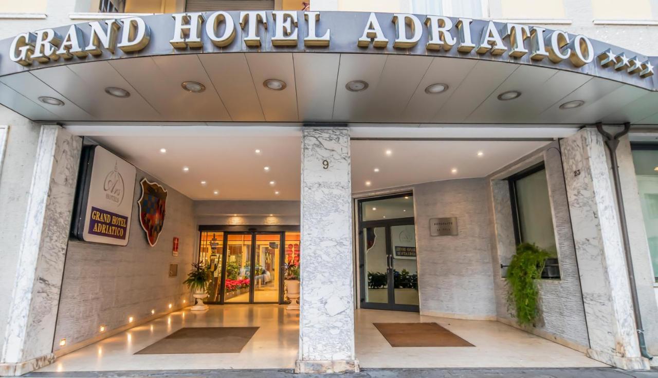 Grand Hotel Adriatico Florence Luaran gambar